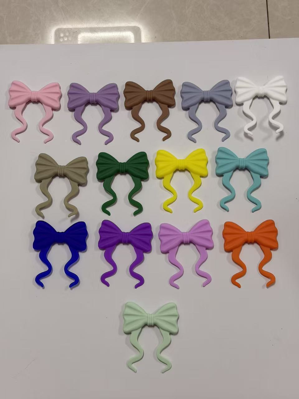 Wholesale Assorted Matte Silicone Curly Ribbon Bow Beadable Charms, DIY Bead Decorative Bow Accessories Matte Silicone Beadable Curly Bow Tumbler Charm