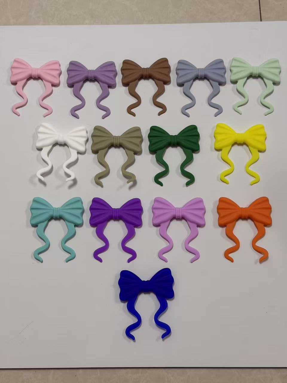 Wholesale Assorted Matte Silicone Curly Ribbon Bow Beadable Charms, DIY Bead Decorative Bow Accessories Matte Silicone Beadable Curly Bow Tumbler Charm