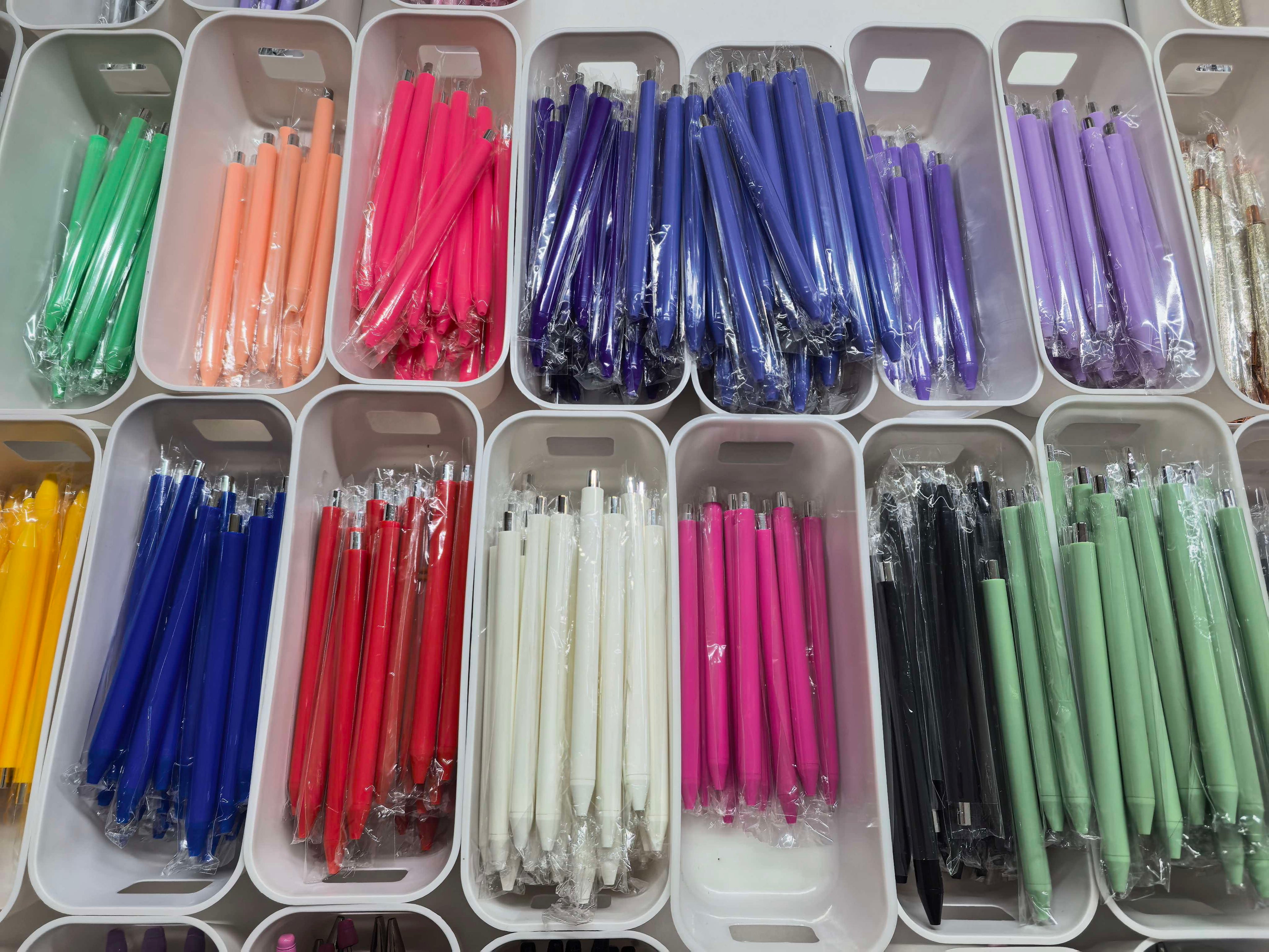 Wholesale Solid Color Retractable Ballpoint Pens, Custom Logo Blank Click Pens, Wraps available, gift sets