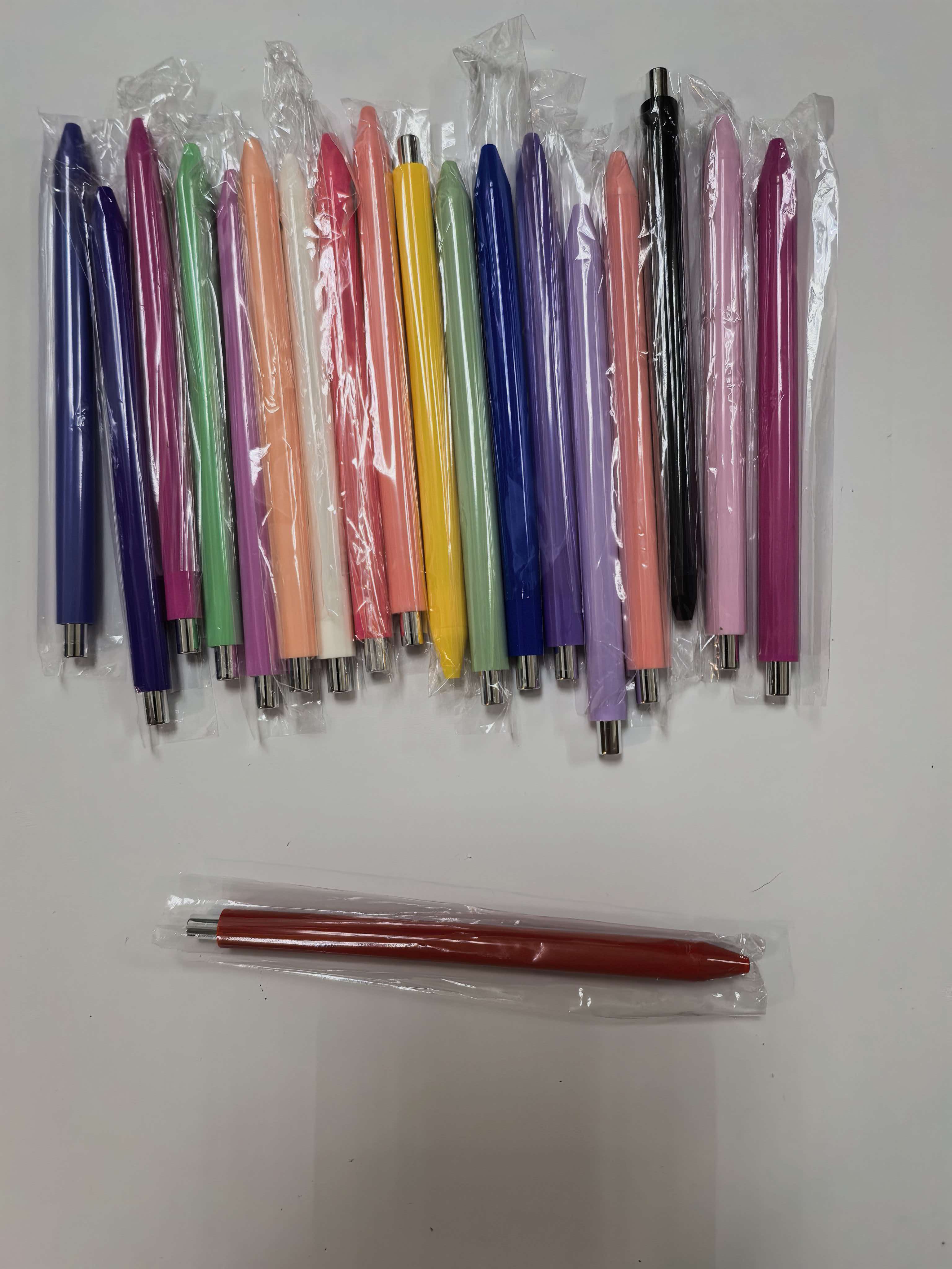 Wholesale Solid Color Retractable Ballpoint Pens, Custom Logo Blank Click Pens, Wraps available, gift sets