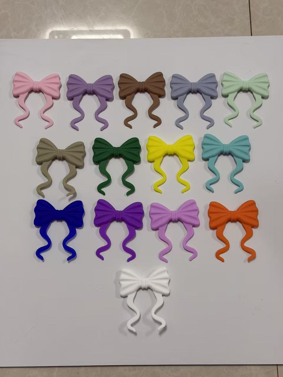 Wholesale Assorted Matte Silicone Curly Ribbon Bow Beadable Charms, DIY Bead Decorative Bow Accessories Matte Silicone Beadable Curly Bow Tumbler Charm