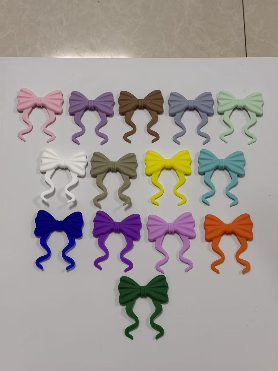 Wholesale Assorted Matte Silicone Curly Ribbon Bow Beadable Charms, DIY Bead Decorative Bow Accessories Matte Silicone Beadable Curly Bow Tumbler Charm
