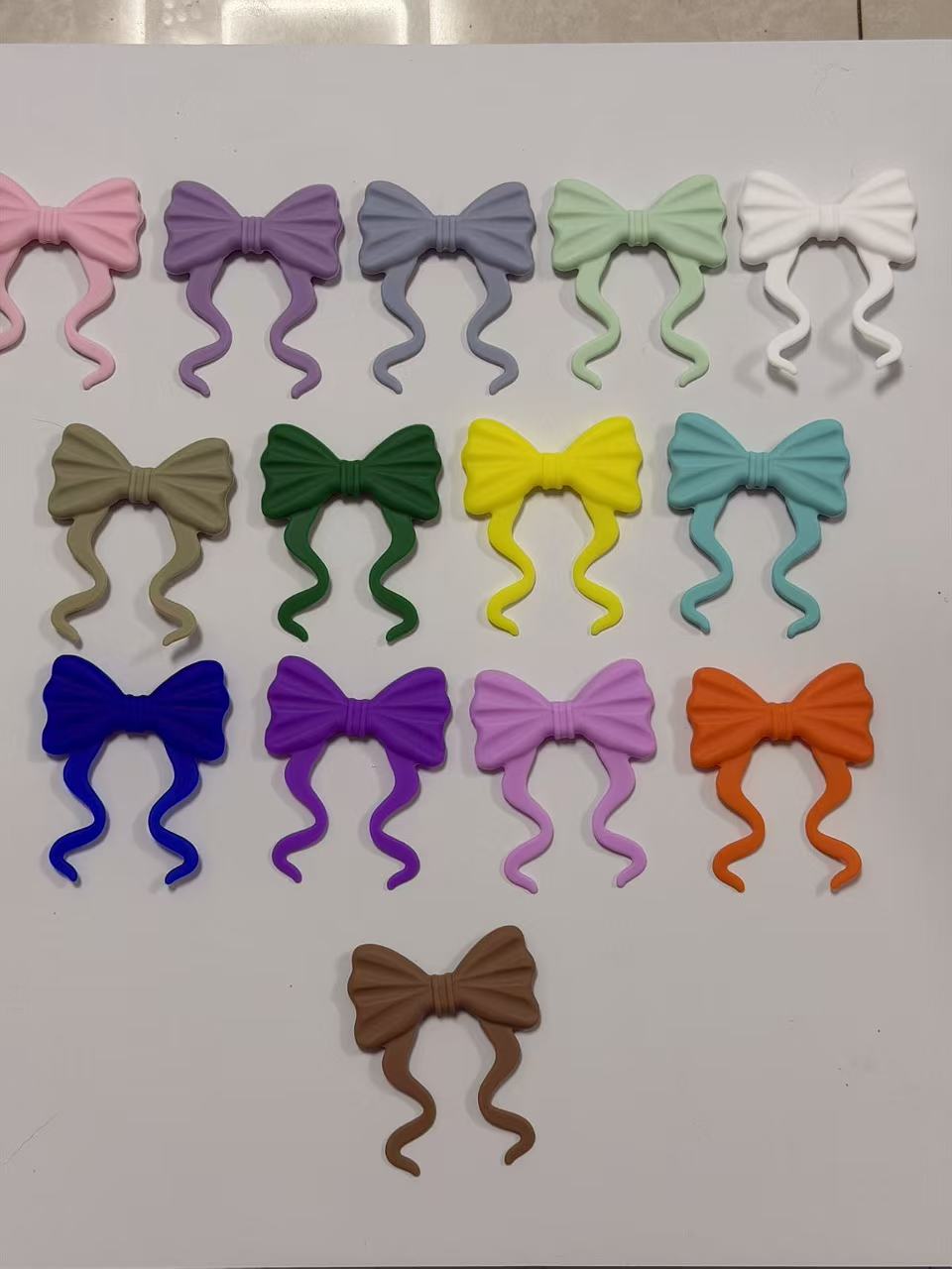 Wholesale Assorted Matte Silicone Curly Ribbon Bow Beadable Charms, DIY Bead Decorative Bow Accessories Matte Silicone Beadable Curly Bow Tumbler Charm