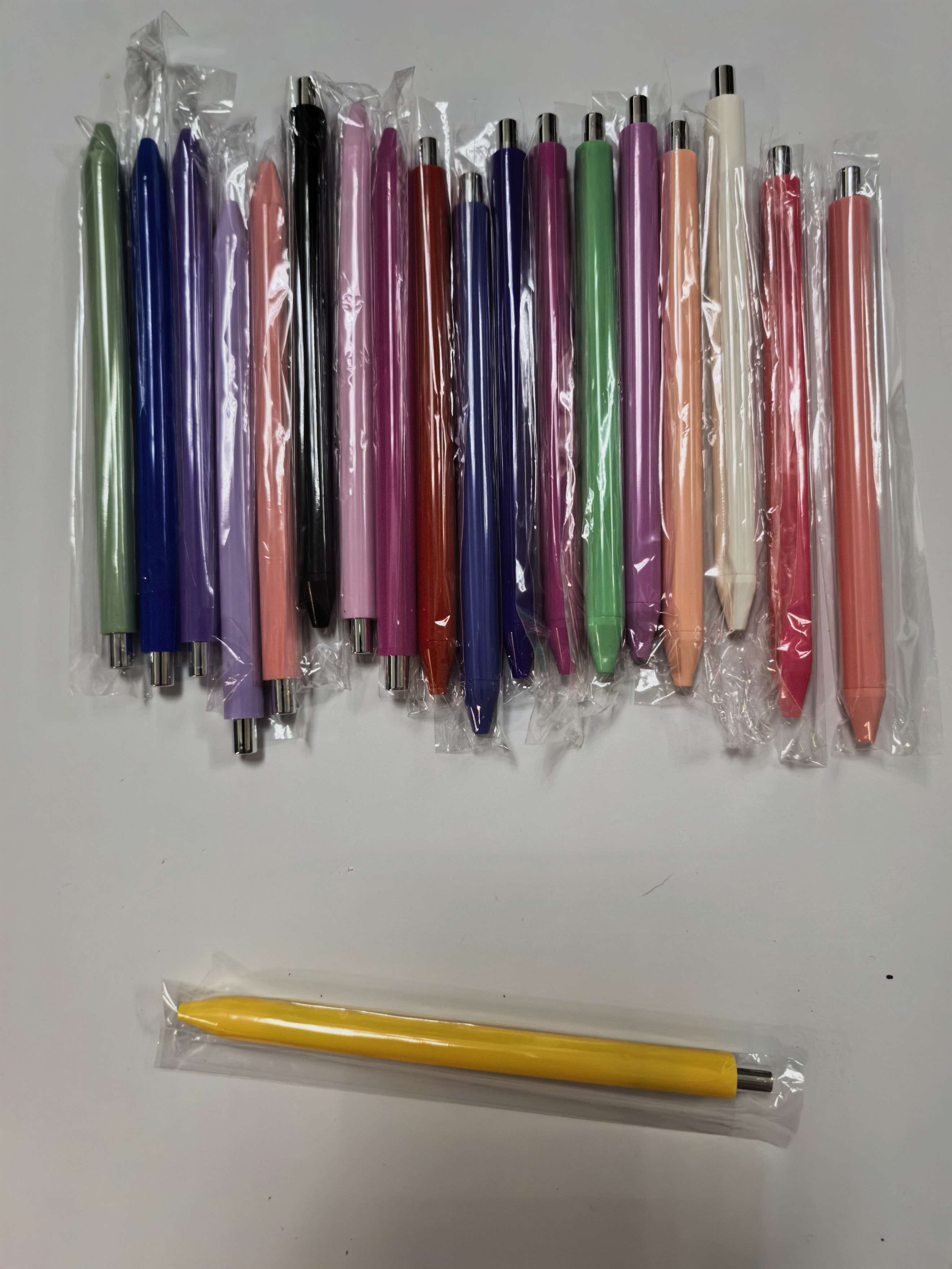 Wholesale Solid Color Retractable Ballpoint Pens, Custom Logo Blank Click Pens, Wraps available, gift sets