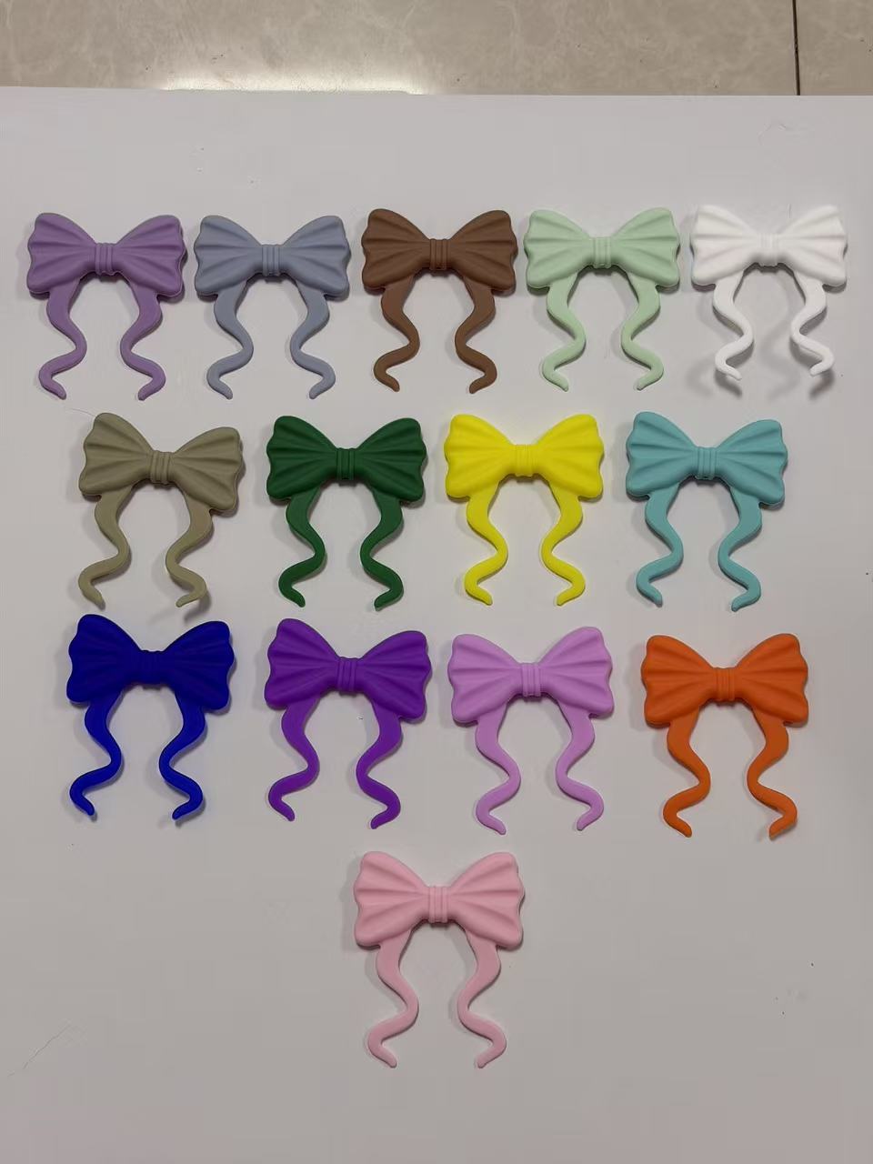 Wholesale Assorted Matte Silicone Curly Ribbon Bow Beadable Charms, DIY Bead Decorative Bow Accessories Matte Silicone Beadable Curly Bow Tumbler Charm
